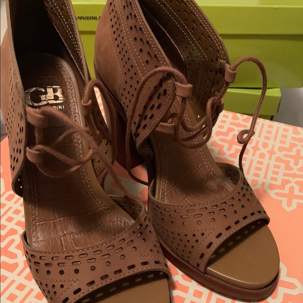 GB Sandals